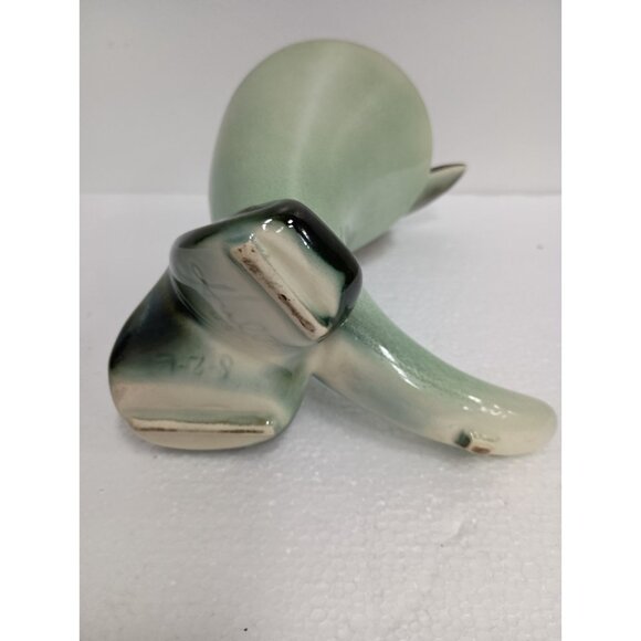 Vintage Hull Pottery USA Pine & Parchment Cornucopia Vase Mid Century Modern - Picture 8 of 8